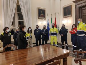 La protezione civile con sindaco e assessore