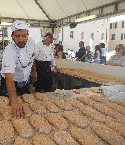 pane_nostrum_senigallia_piazza_del_duca_festa_del_pane-4-430×500